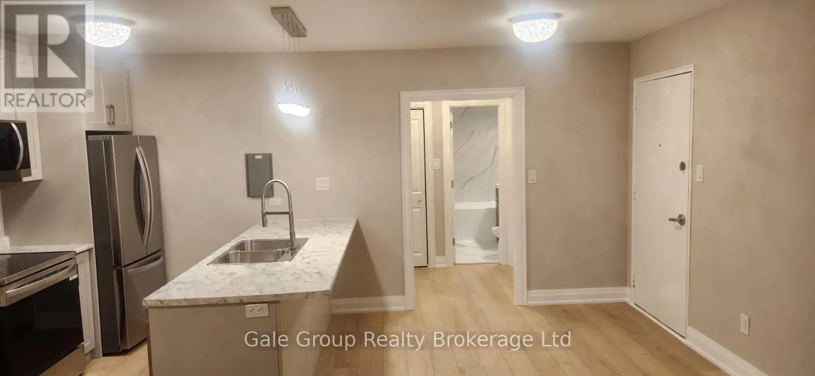 UNIT-2 - 25 PAISLEY BOULEVARD E #Unit-2