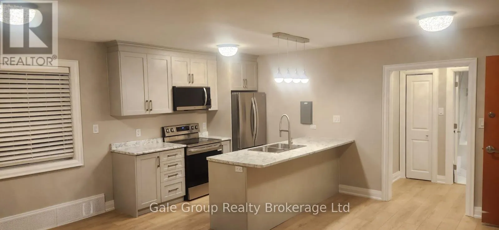 UNIT-2 - 25 PAISLEY BOULEVARD E #Unit-2