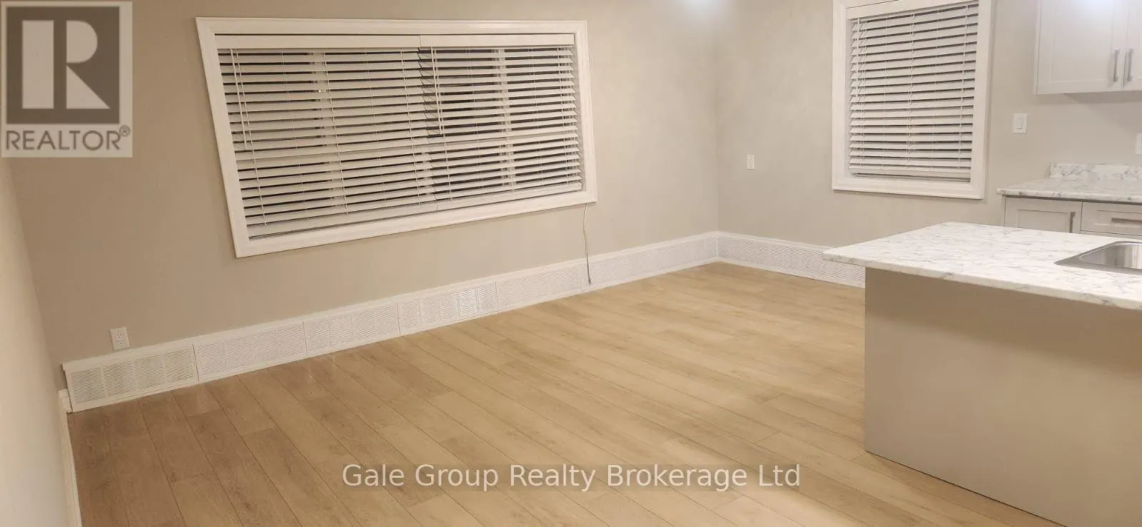 UNIT-2 - 25 PAISLEY BOULEVARD E #Unit-2