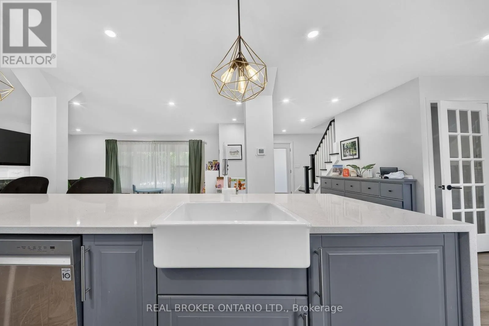 192 WALDONCROFT CRESCENT