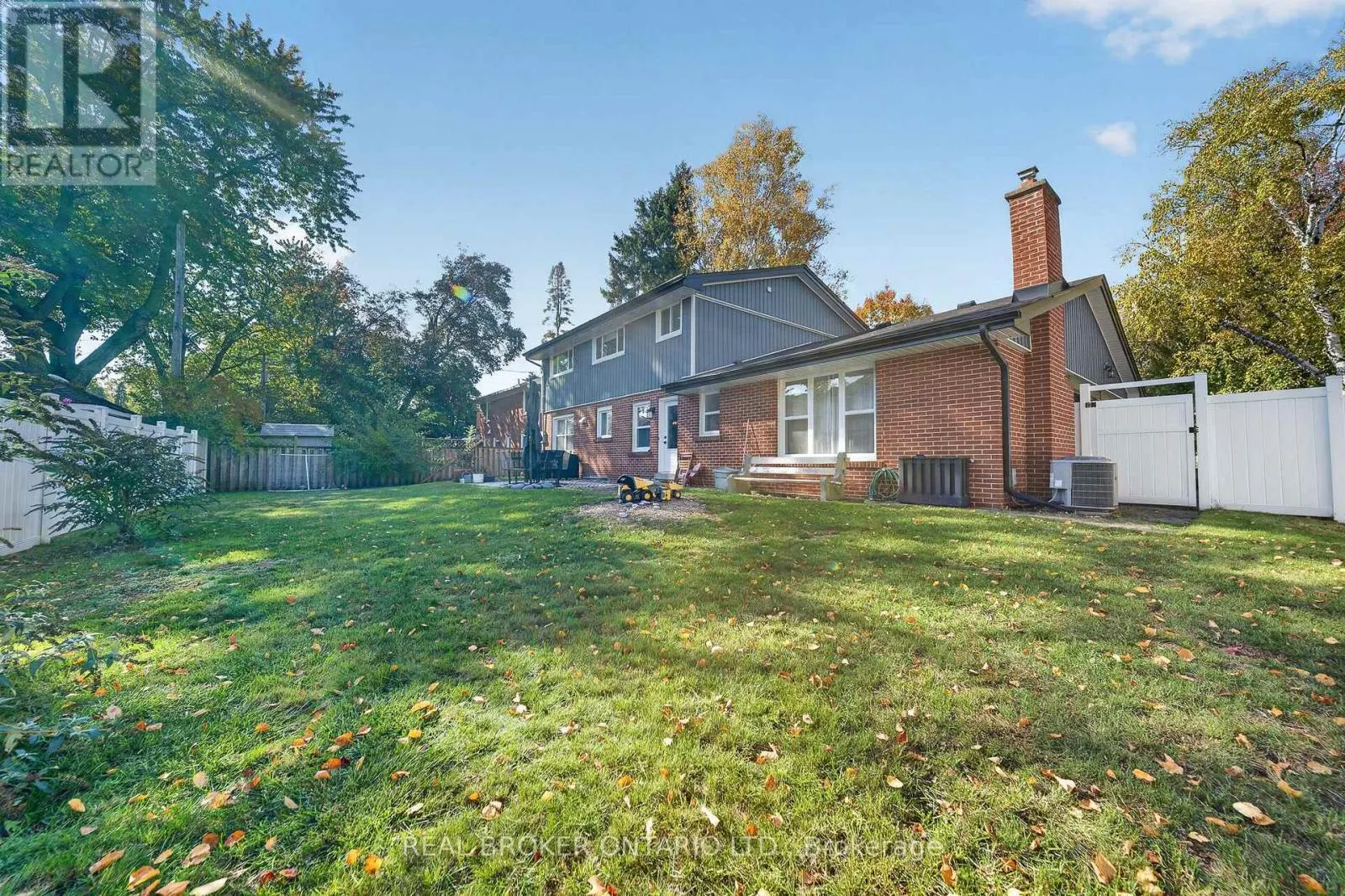 192 WALDONCROFT CRESCENT
