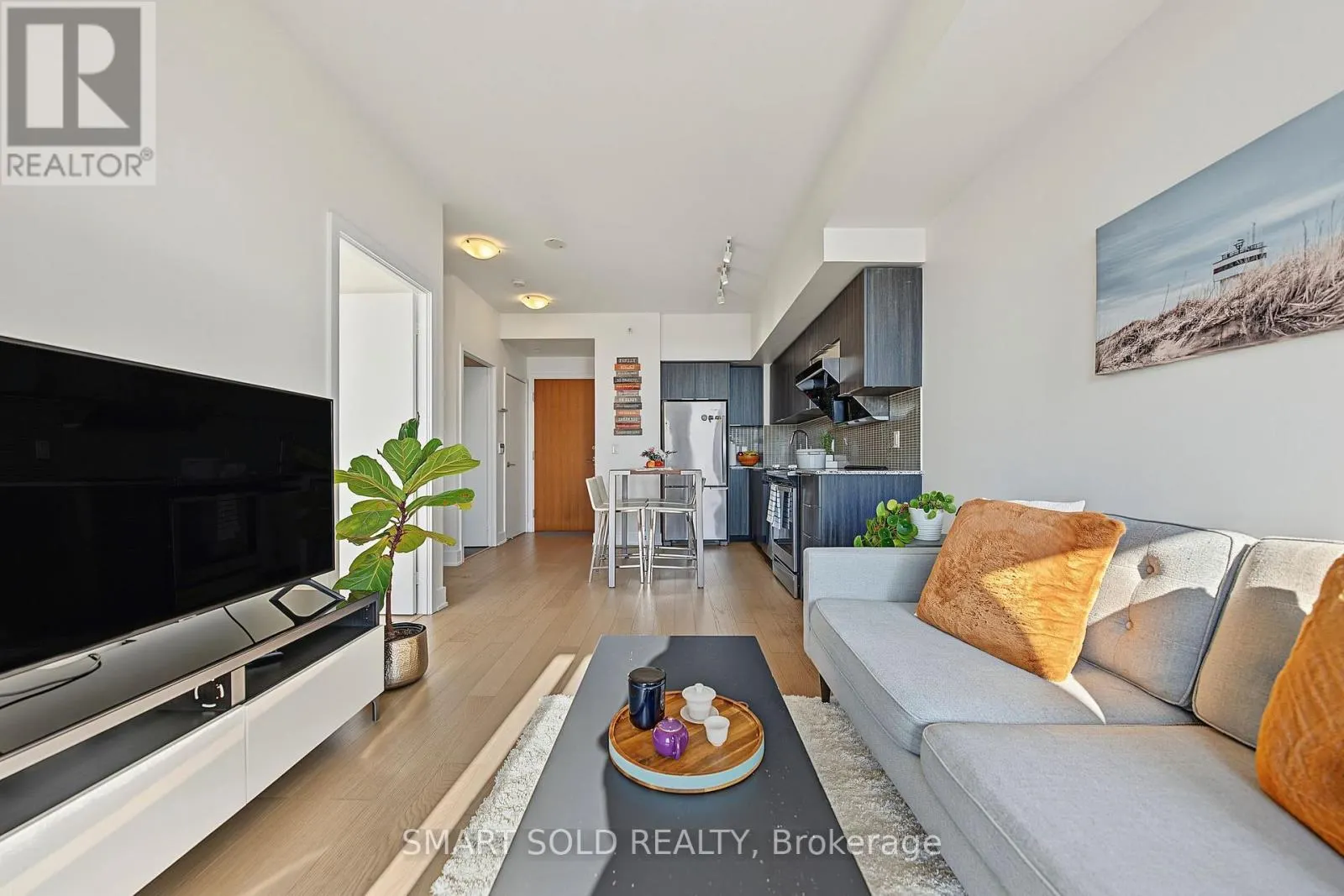 2419 - 30 SHORE BREEZE DRIVE