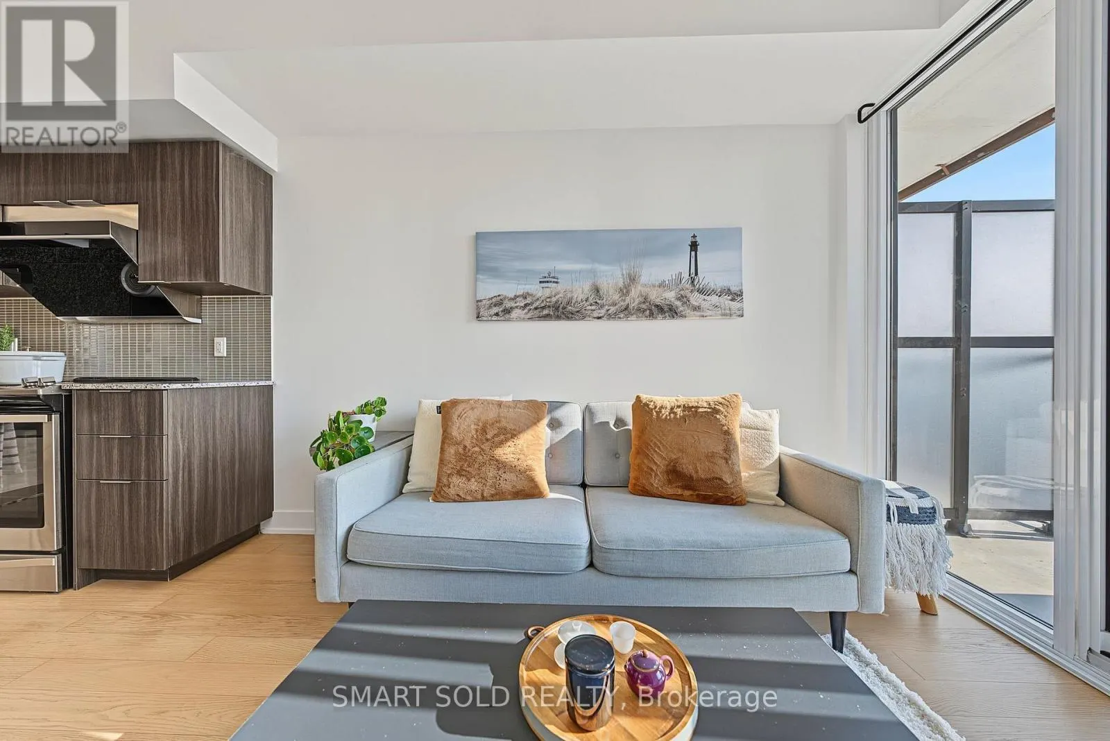 2419 - 30 SHORE BREEZE DRIVE