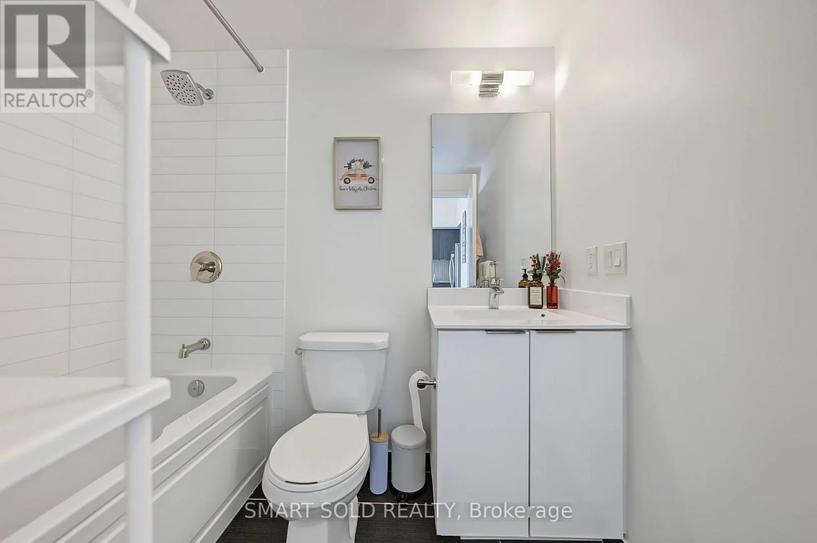 2419 - 30 SHORE BREEZE DRIVE