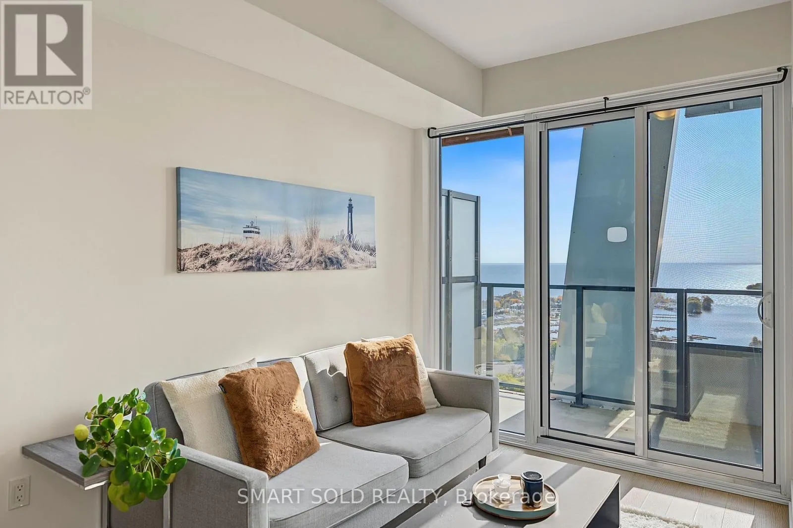 2419 - 30 SHORE BREEZE DRIVE