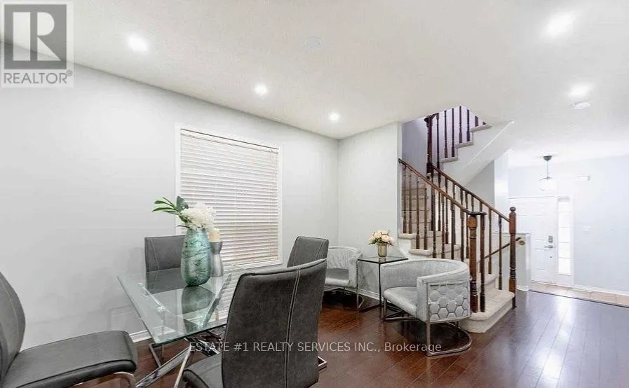 27 THORNBUSH BOULEVARD