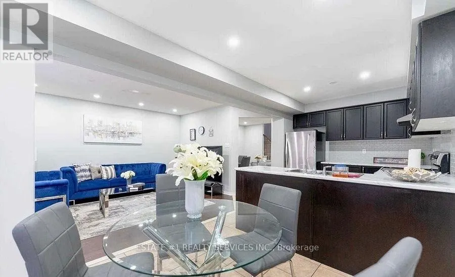 27 THORNBUSH BOULEVARD