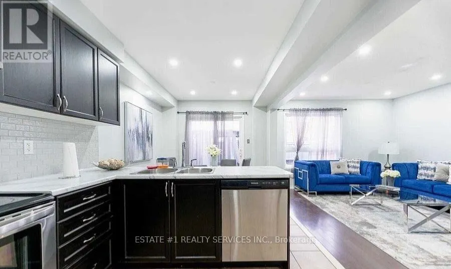 27 THORNBUSH BOULEVARD