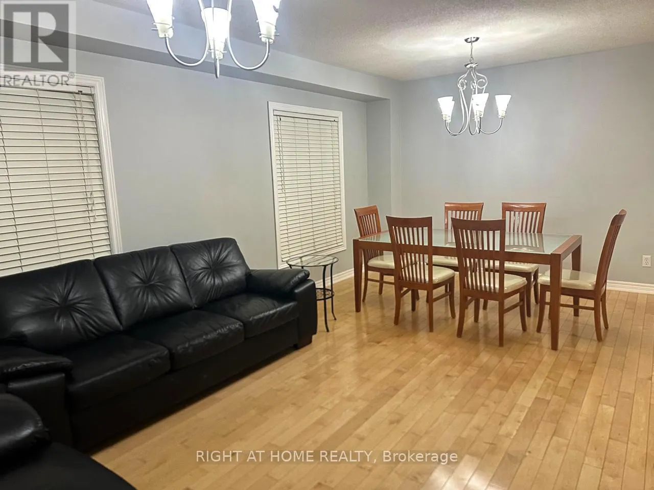 660 GARDEN WALK