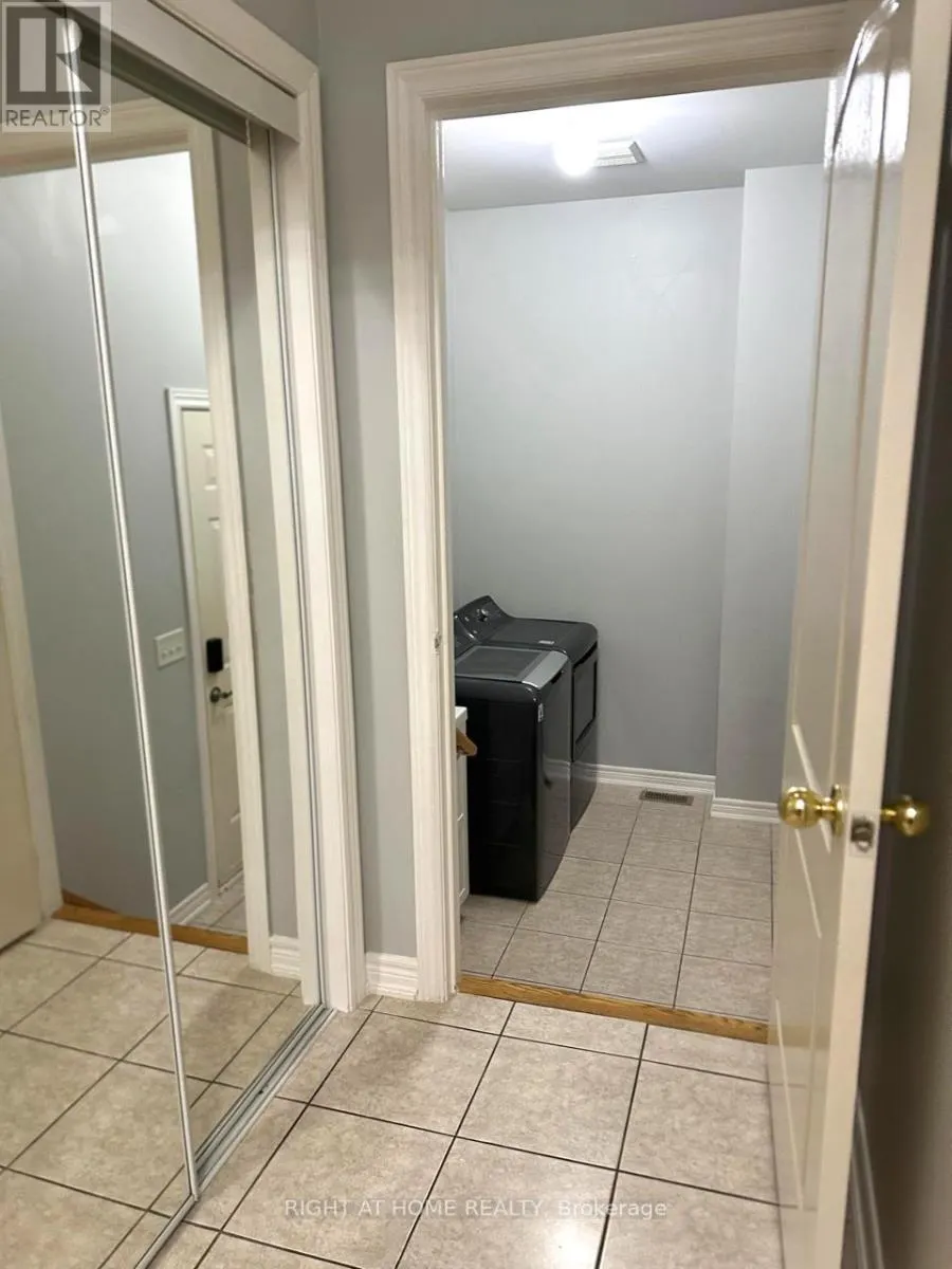 660 GARDEN WALK