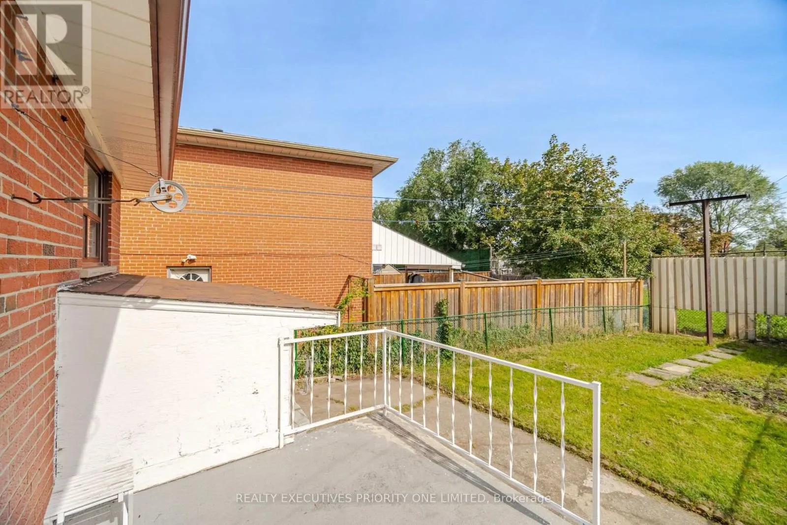 43 ELANA DRIVE