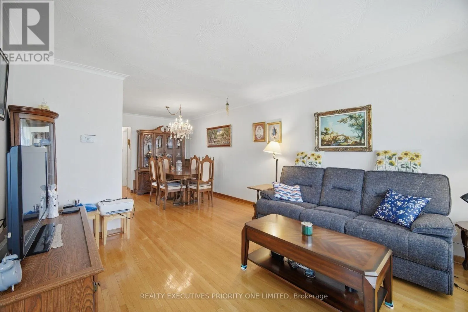 43 ELANA DRIVE