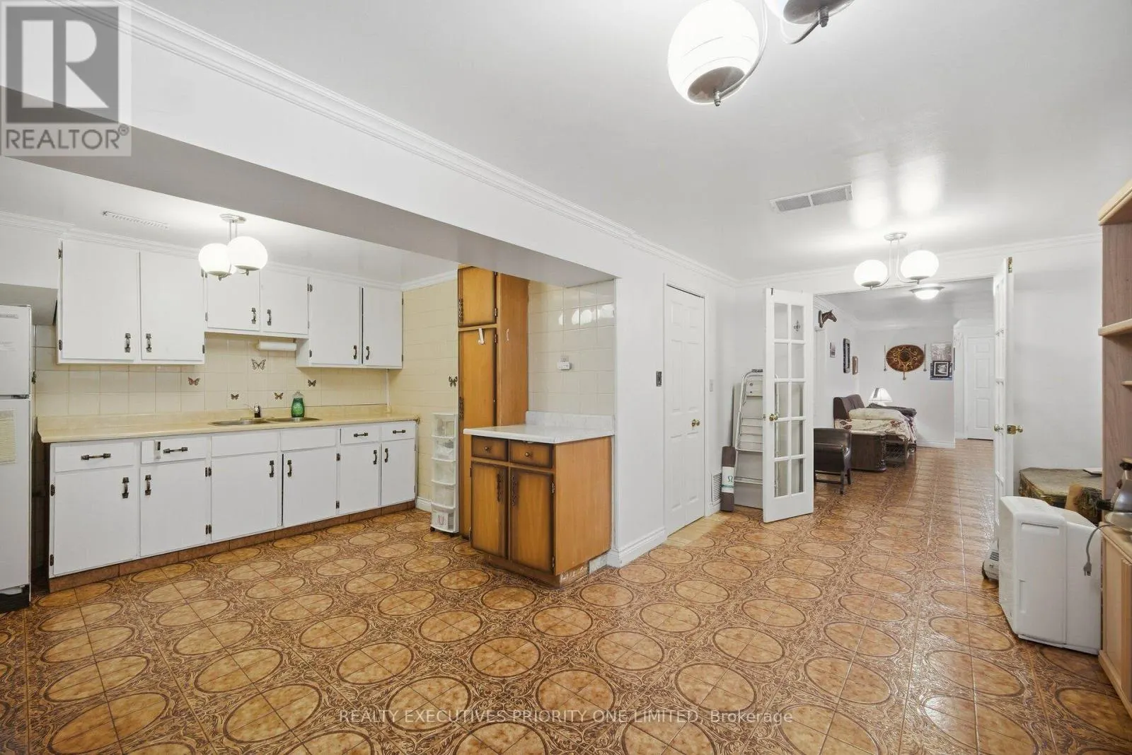 43 ELANA DRIVE