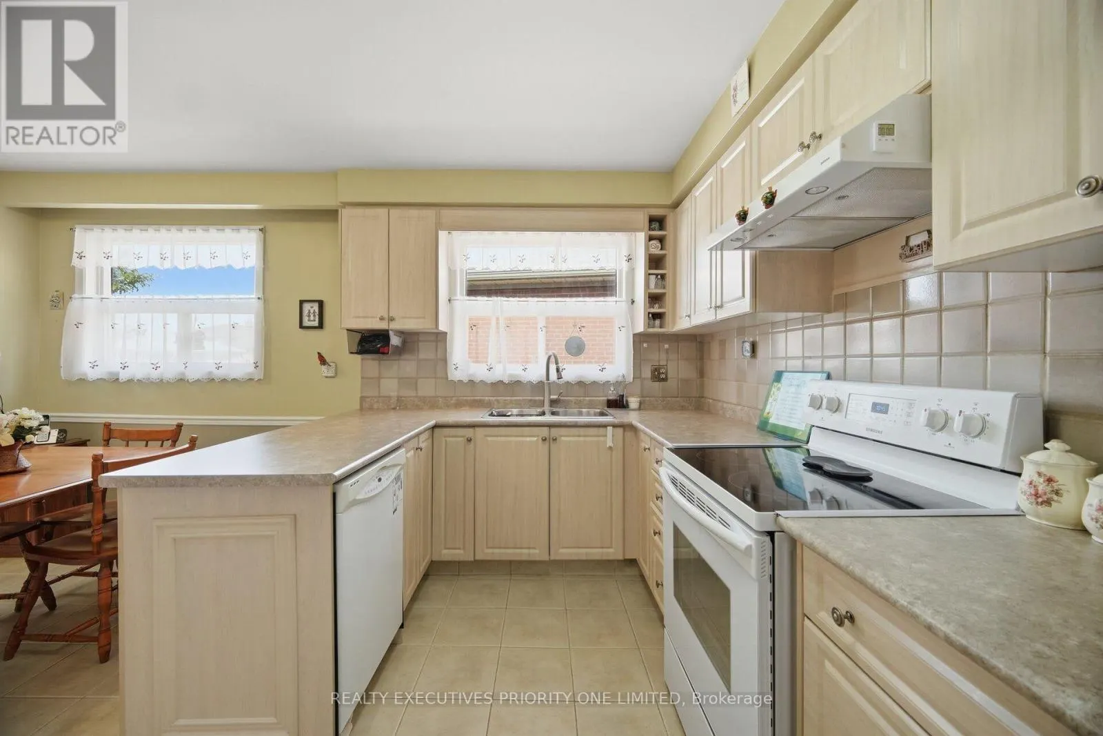 43 ELANA DRIVE