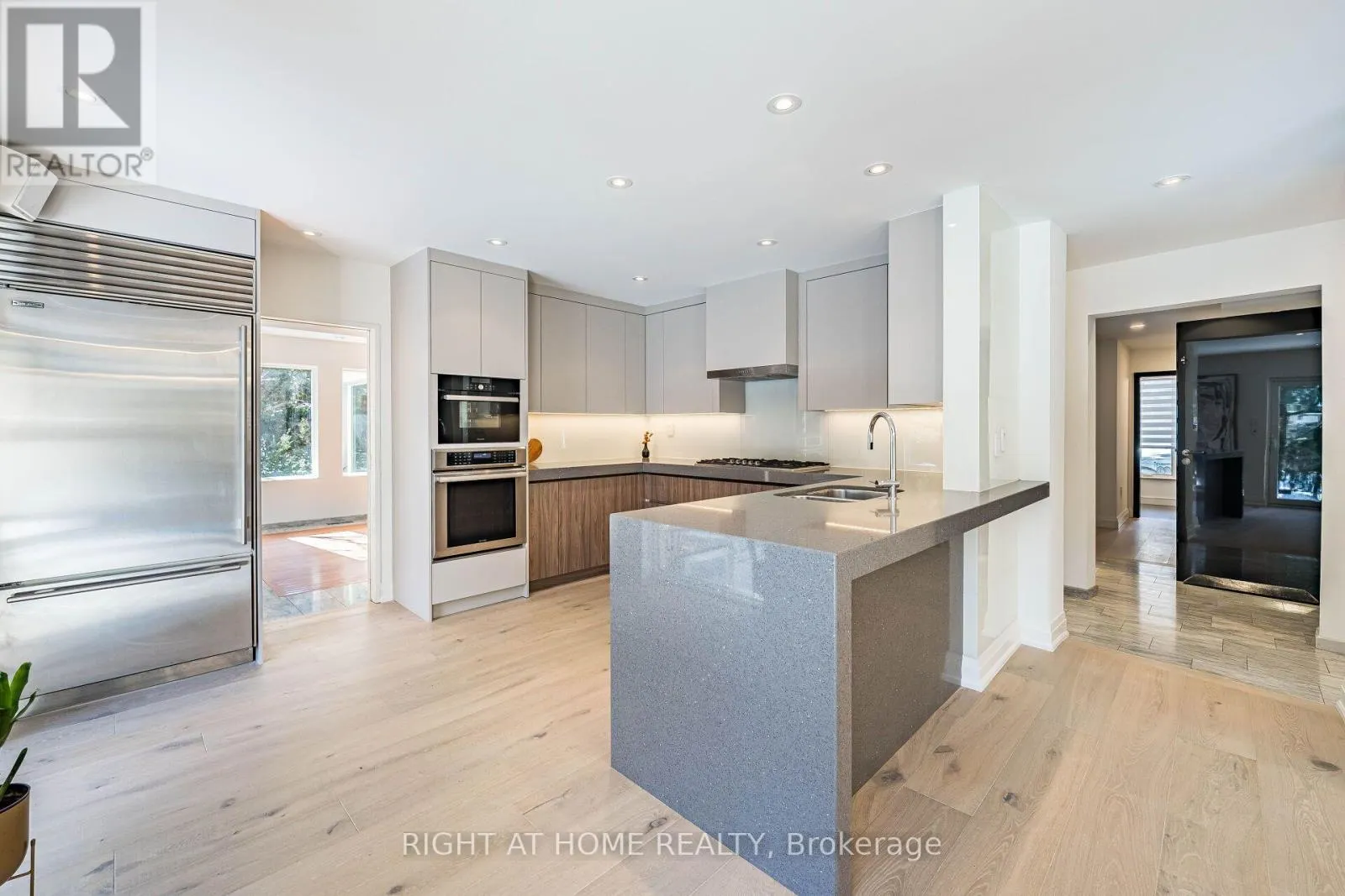 1 FRIARS LANE