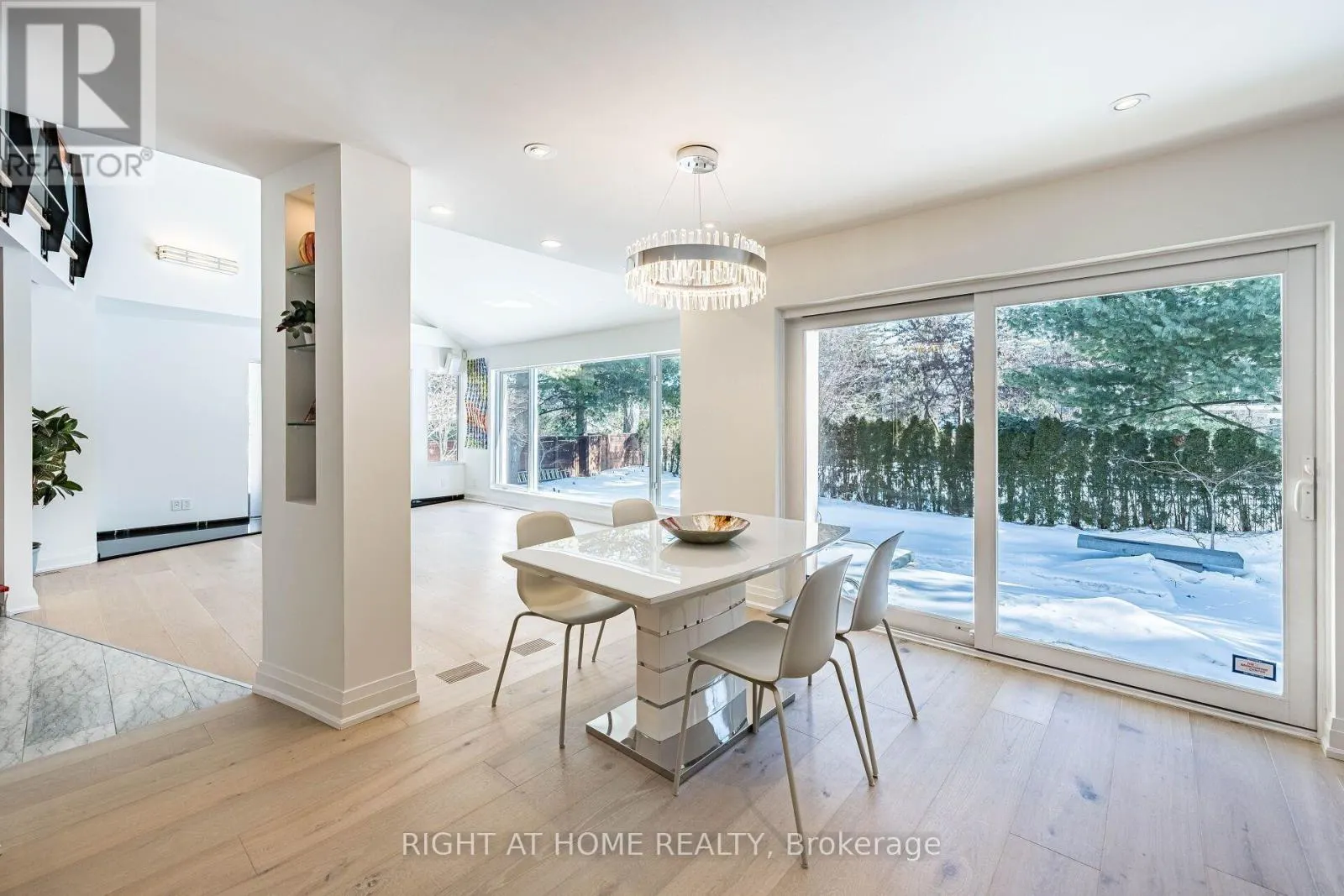 1 FRIARS LANE