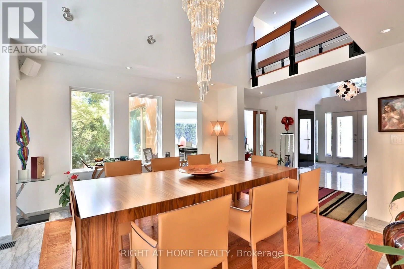 1 FRIARS LANE