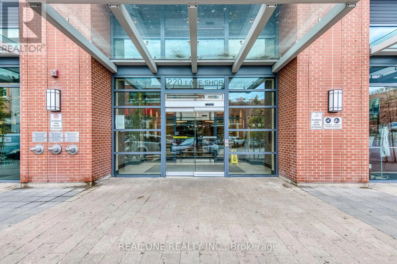 4106 - 2220 LAKE SHORE BOULEVARD W