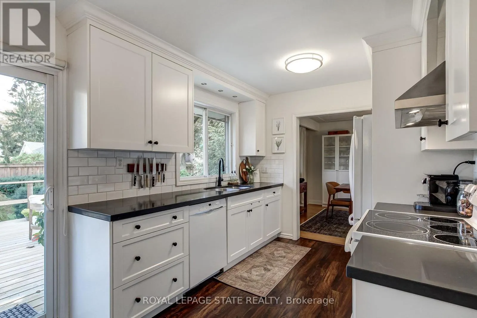 2228 CLARENDON PARK DRIVE