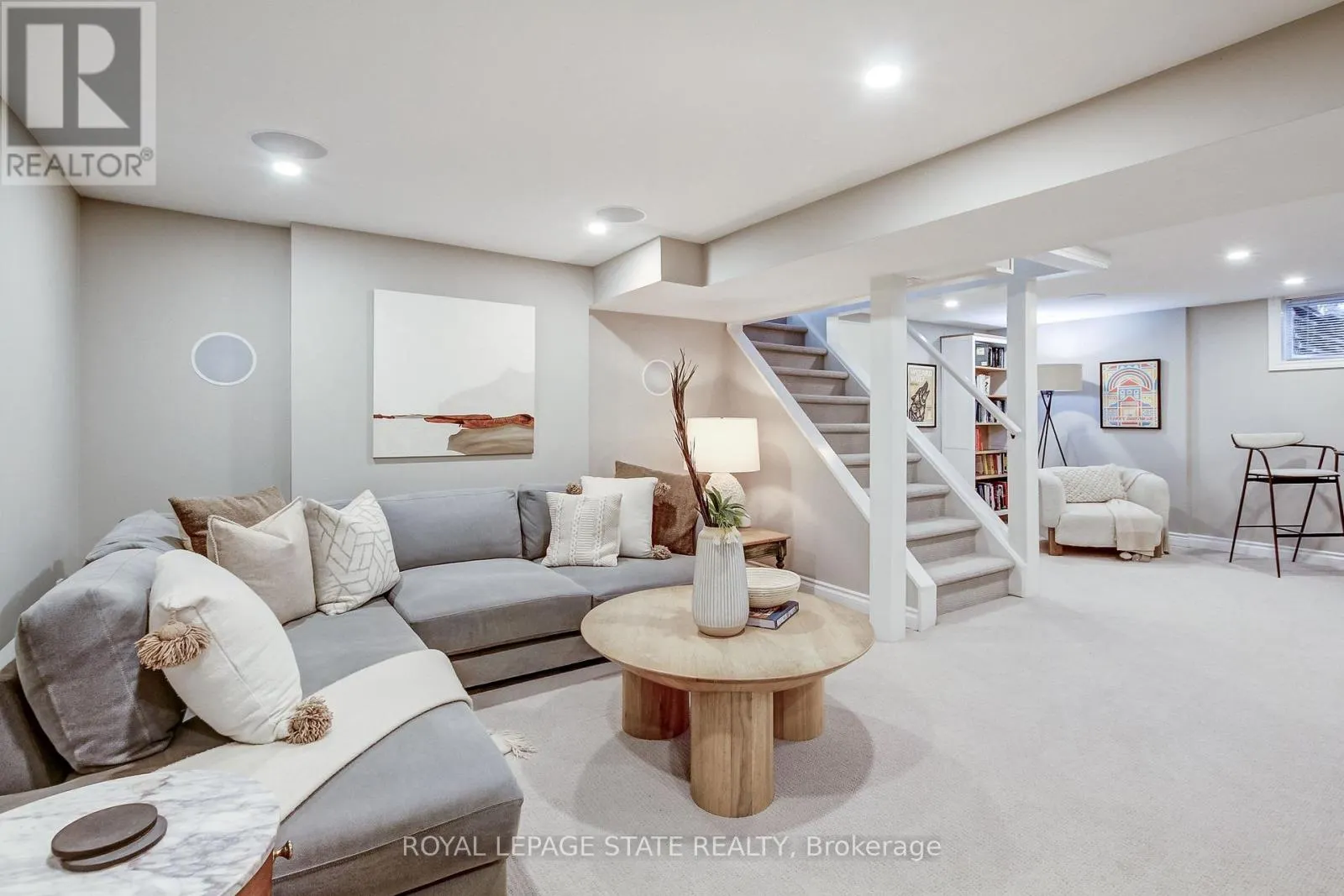 2228 CLARENDON PARK DRIVE