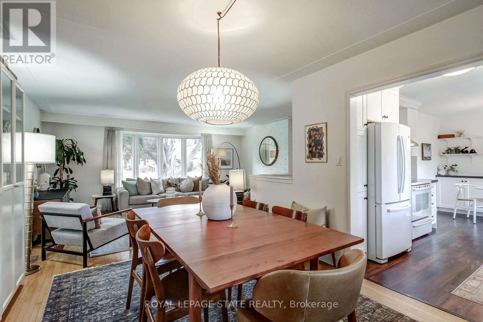 2228 CLARENDON PARK DRIVE