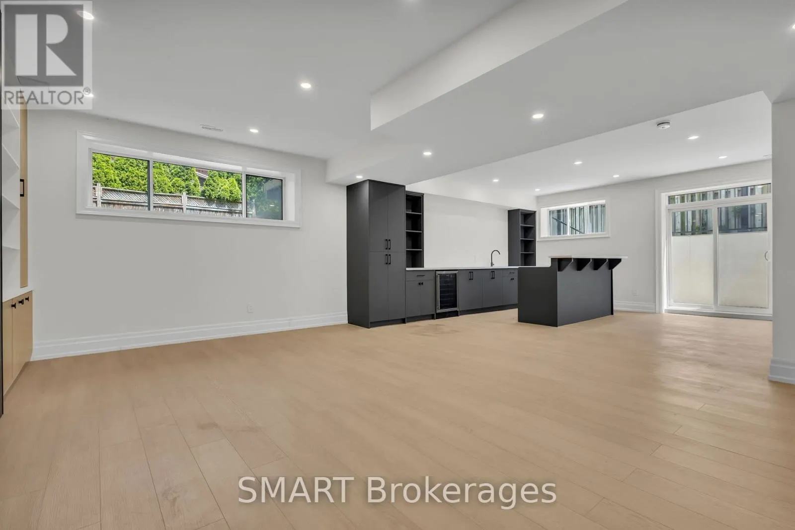 25 CRONIN DRIVE