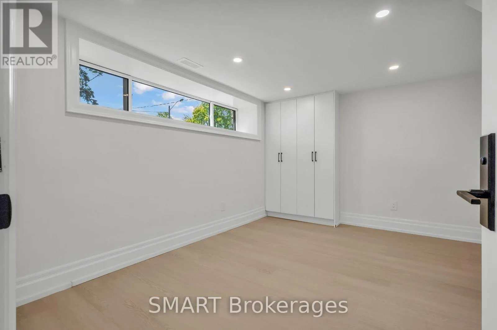 25 CRONIN DRIVE