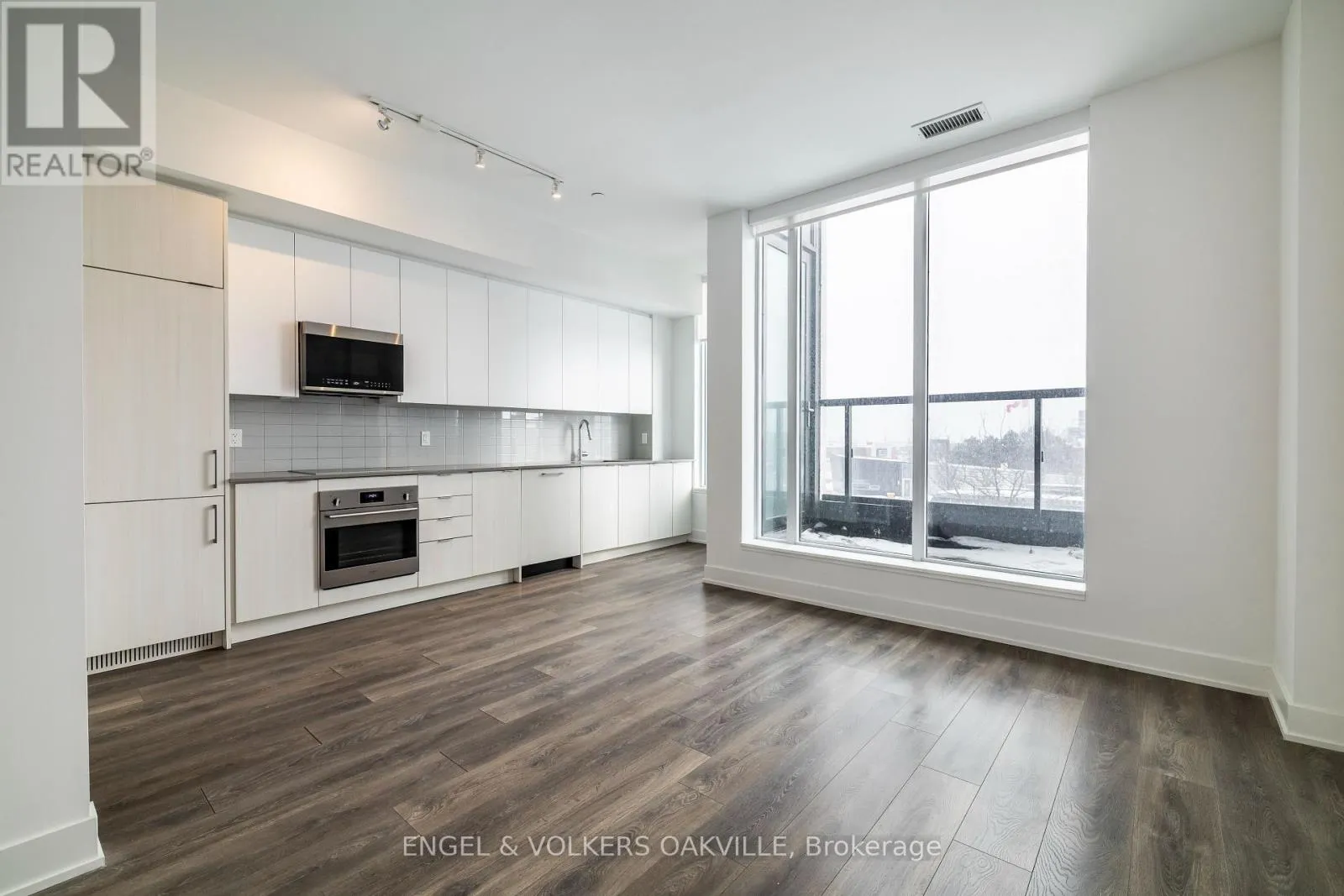 248 - 2481 TAUNTON ROAD