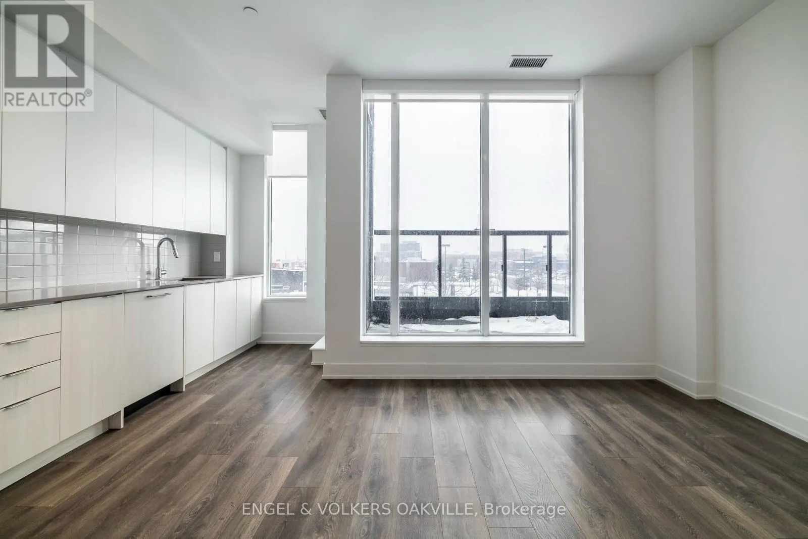 248 - 2481 TAUNTON ROAD