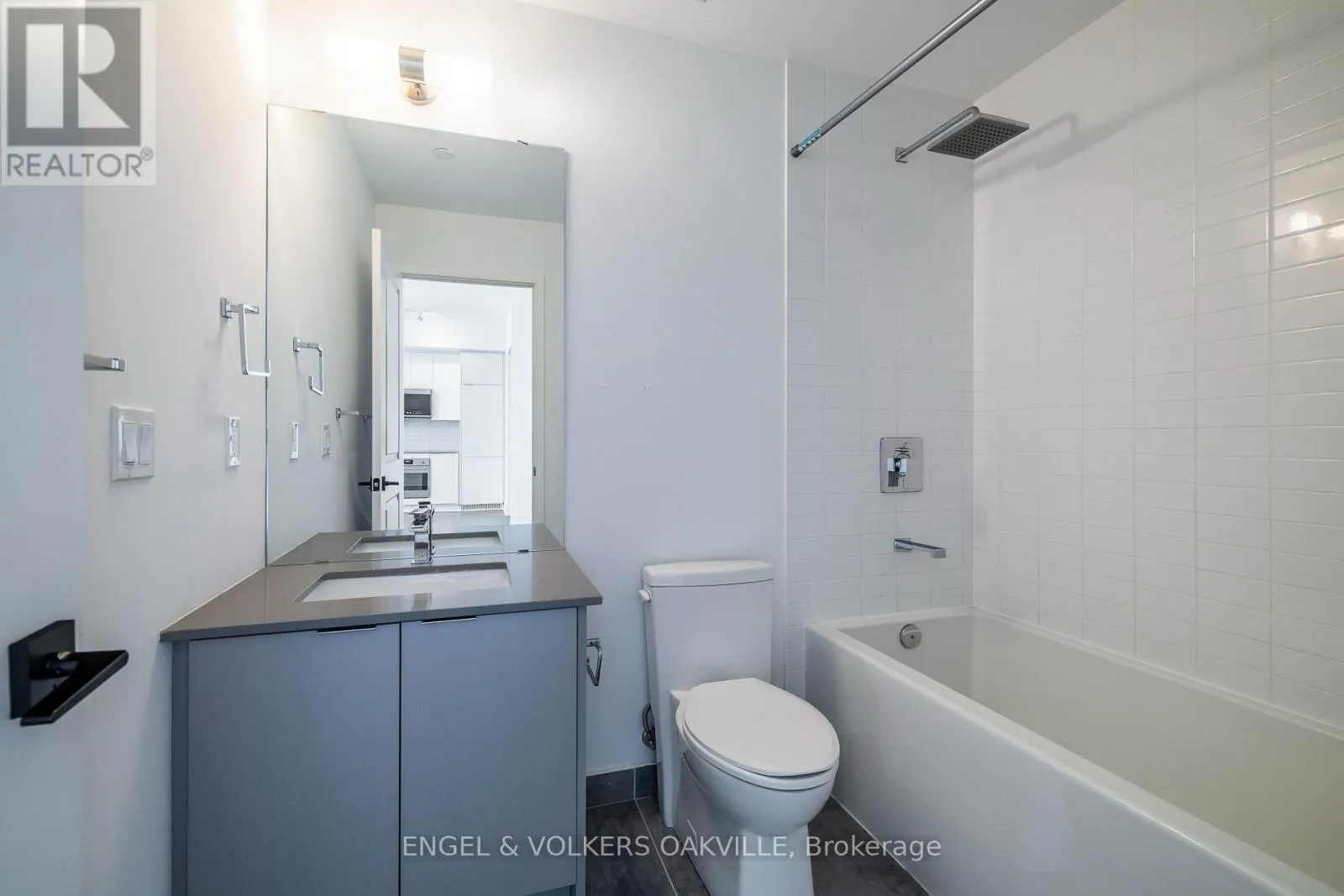 248 - 2481 TAUNTON ROAD