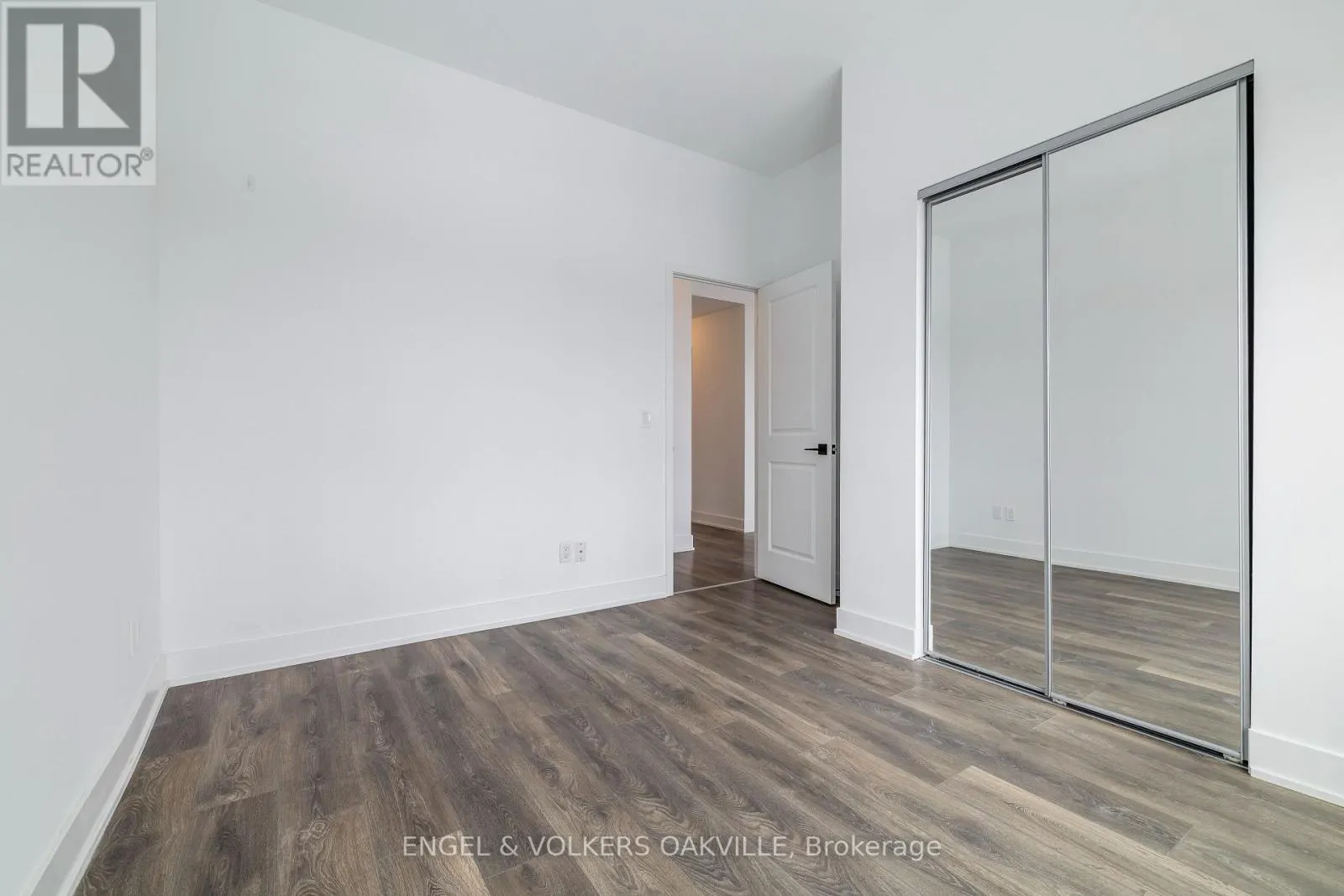 248 - 2481 TAUNTON ROAD