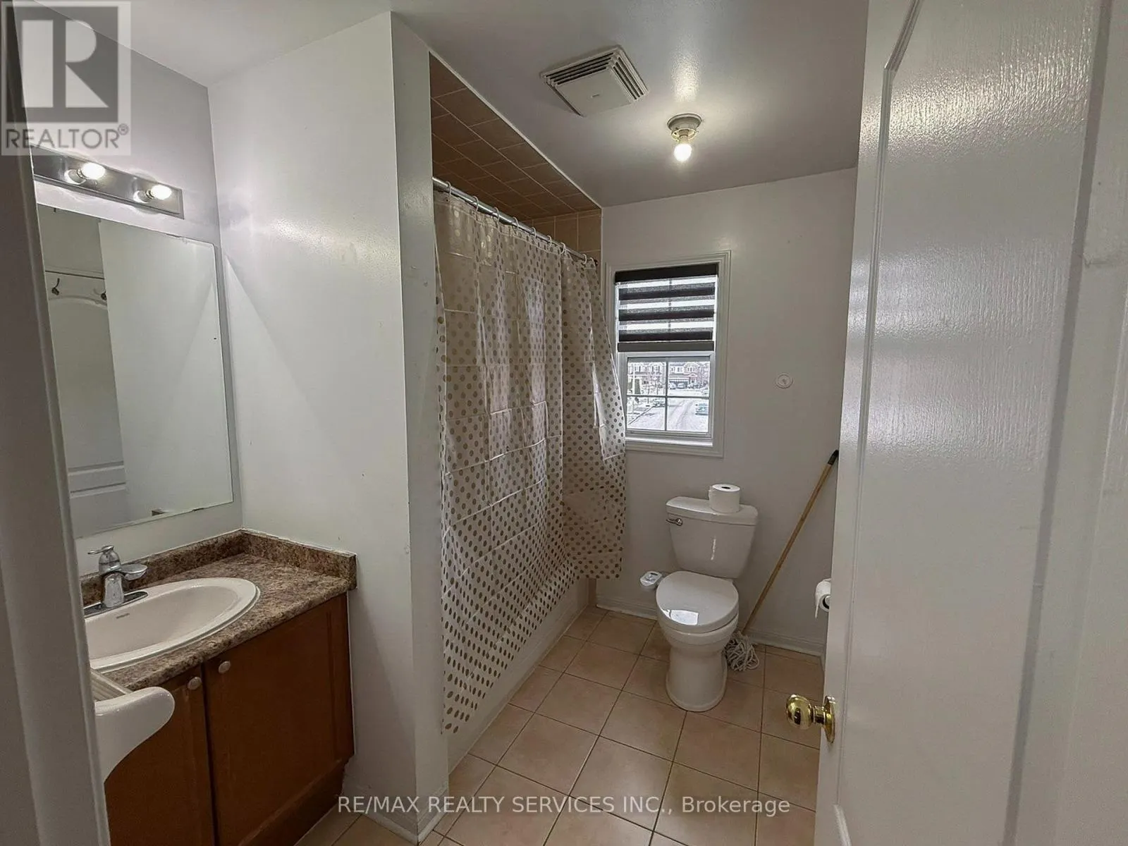 20 MURPHY ROAD