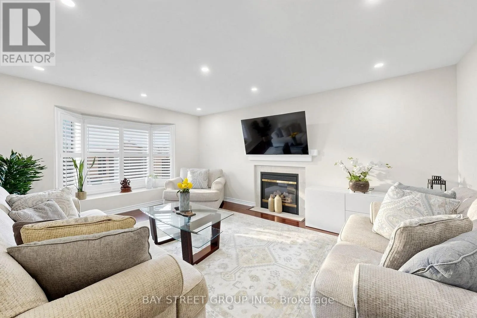 3 GERRAD DRIVE