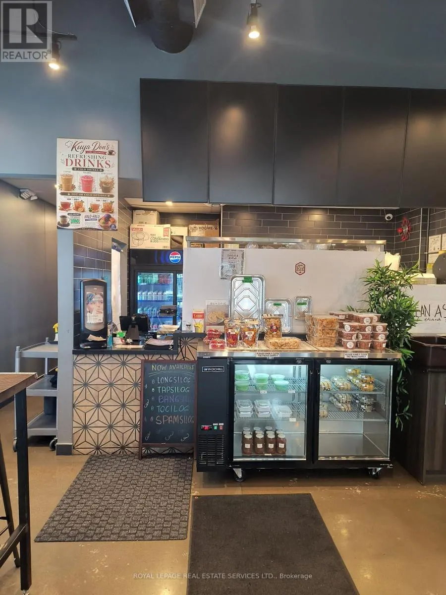 10 - 1482 DUNDAS STREET E