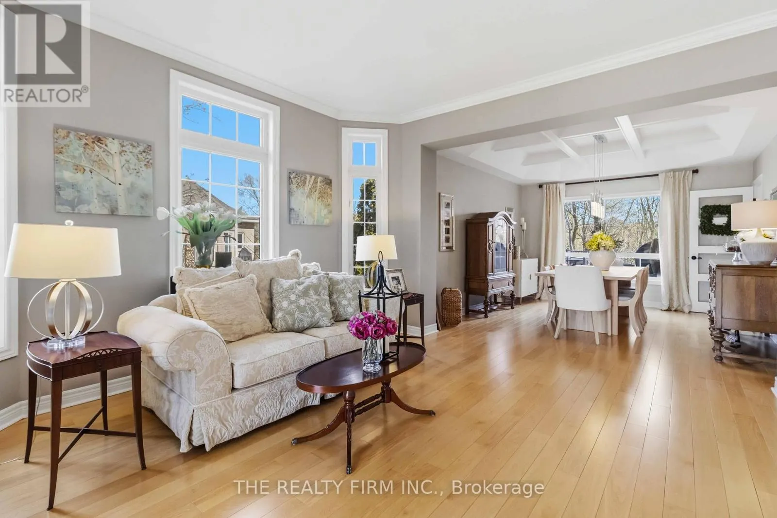 3 CLIFFCREST COURT