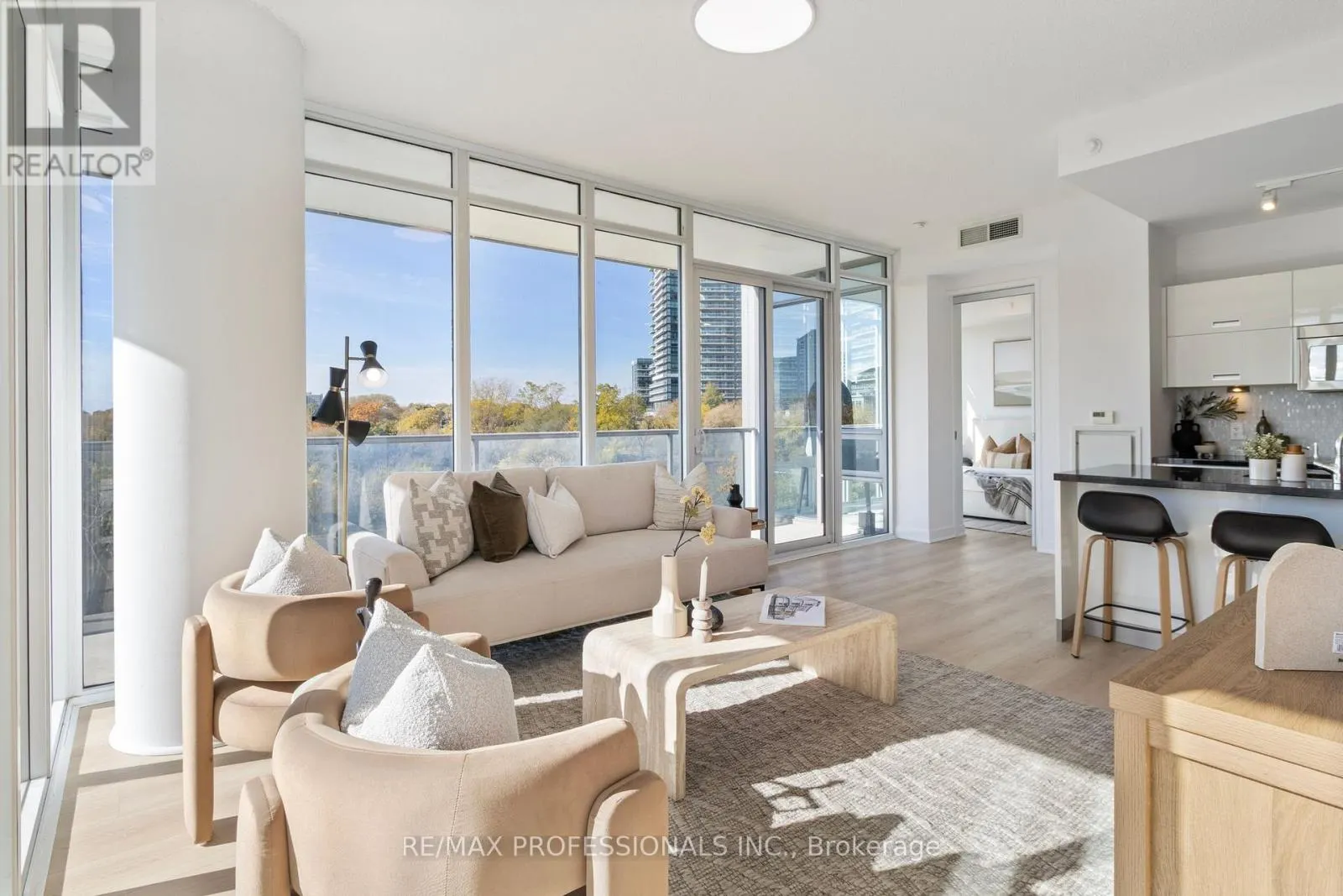 505 - 88 PARK LAWN ROAD
