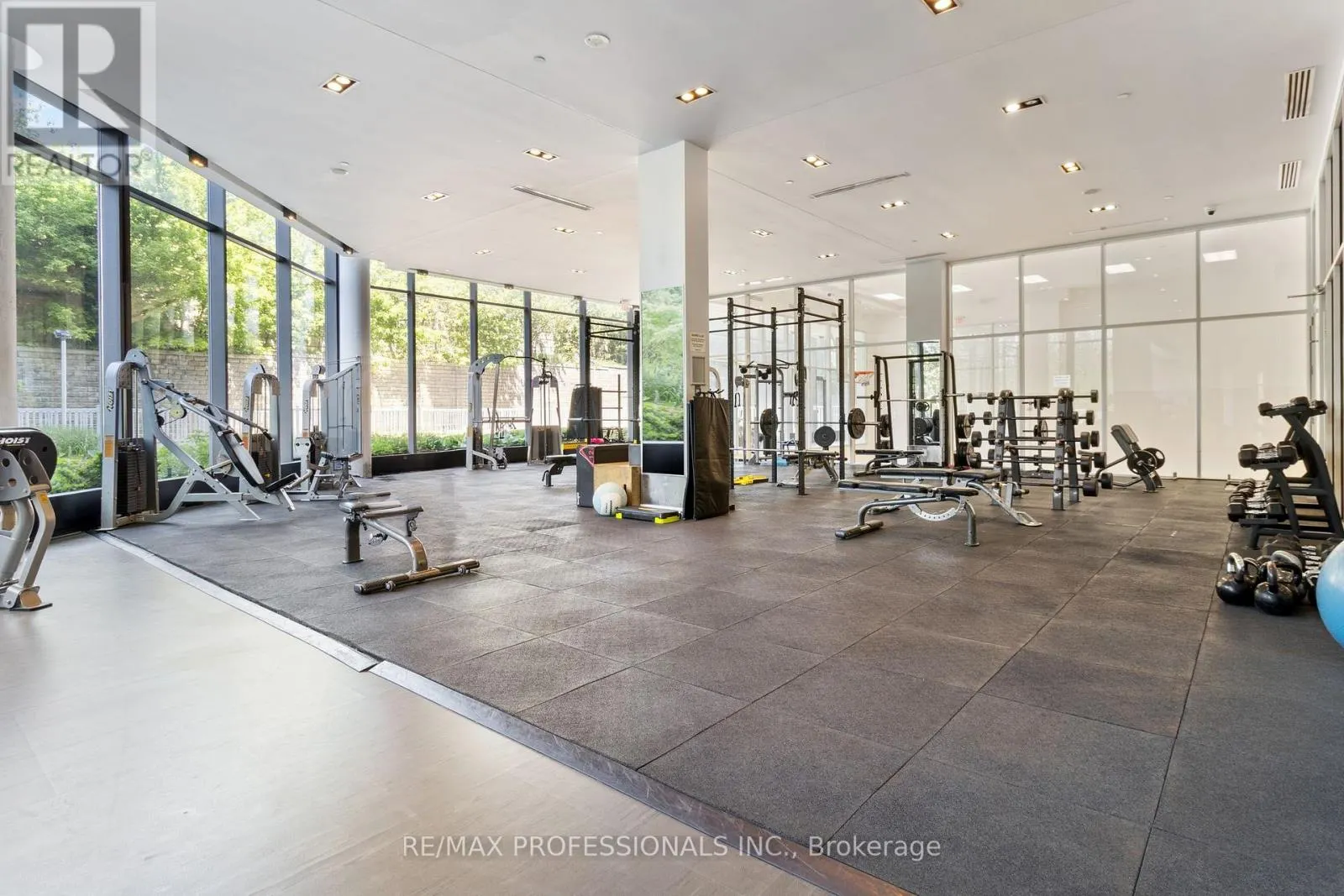 505 - 88 PARK LAWN ROAD