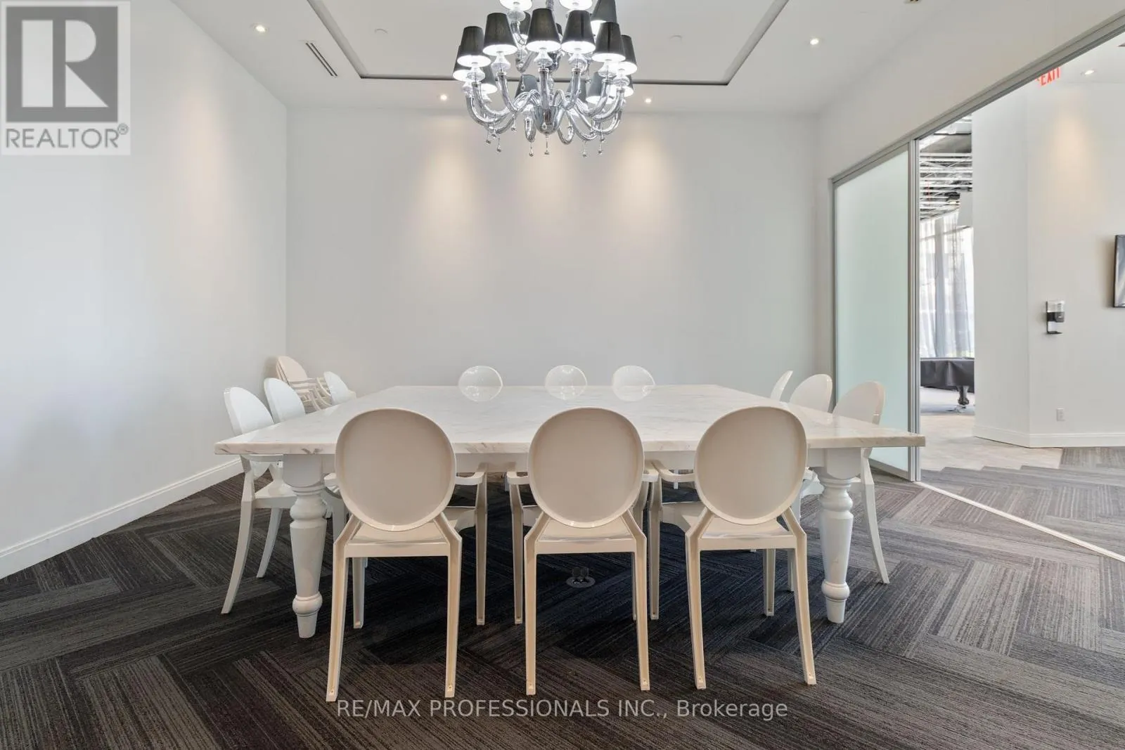 505 - 88 PARK LAWN ROAD