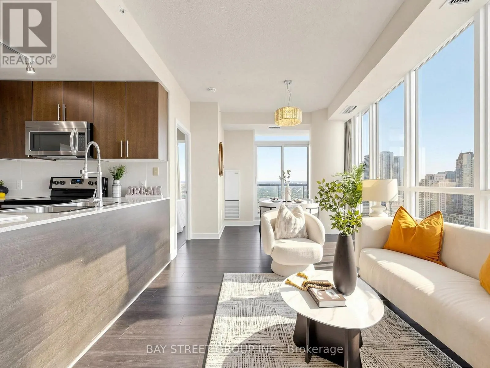 2411 - 3985 GRAND PARK DRIVE