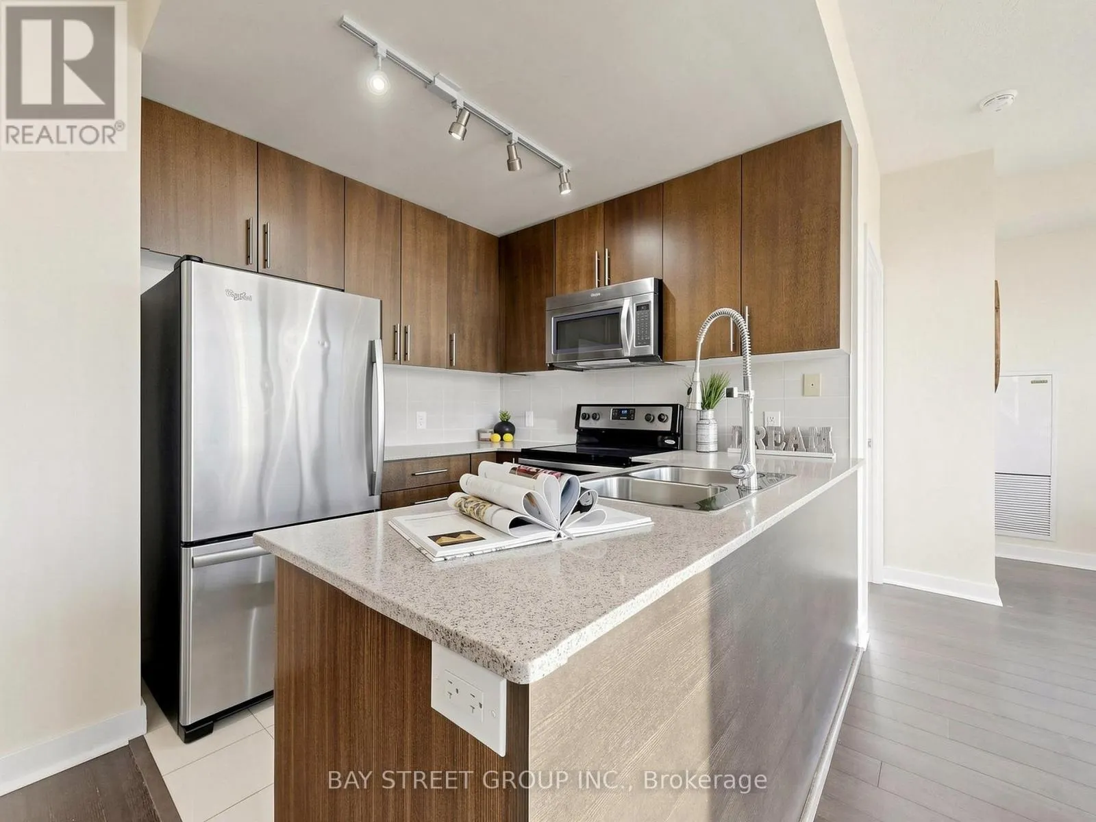 2411 - 3985 GRAND PARK DRIVE