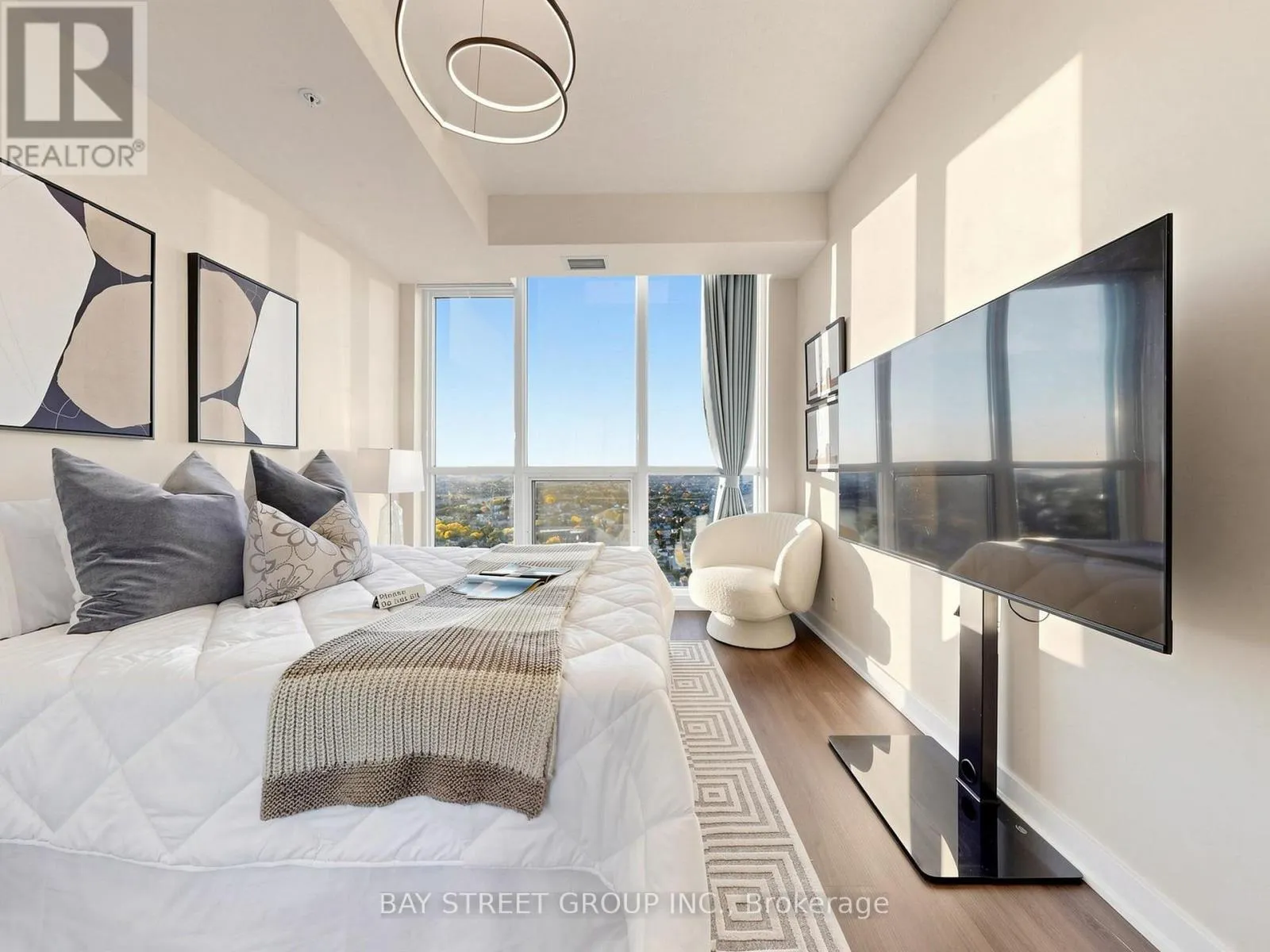 2411 - 3985 GRAND PARK DRIVE