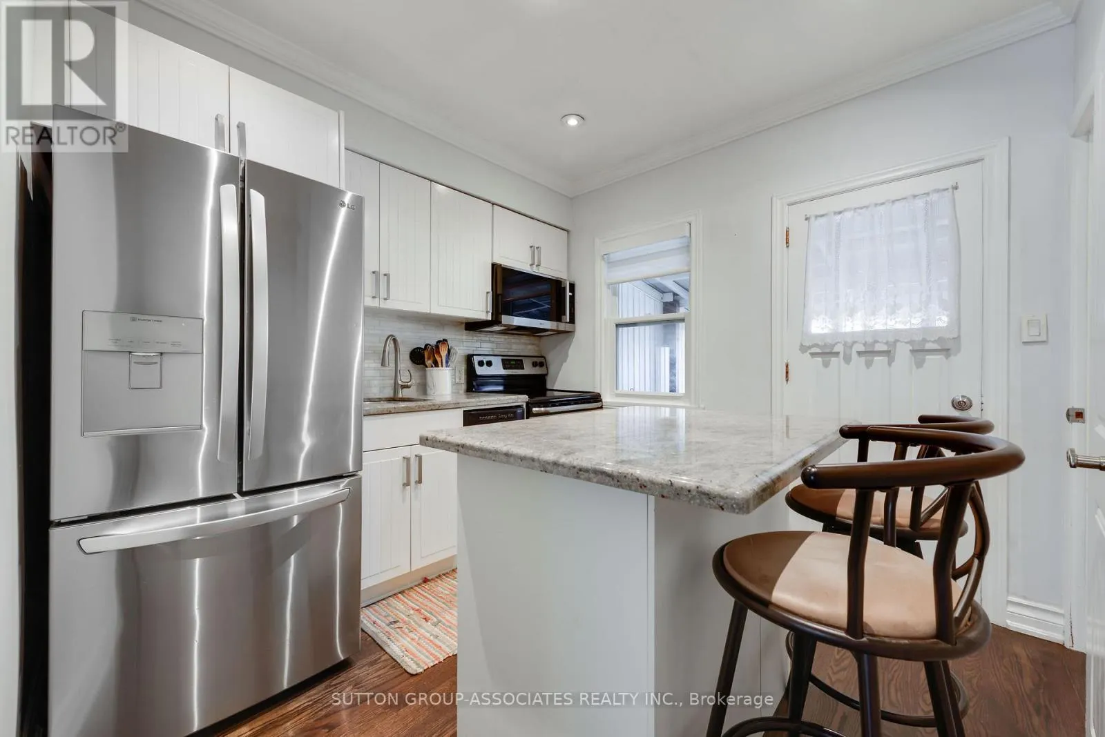 26 LIVINGSTONE AVENUE