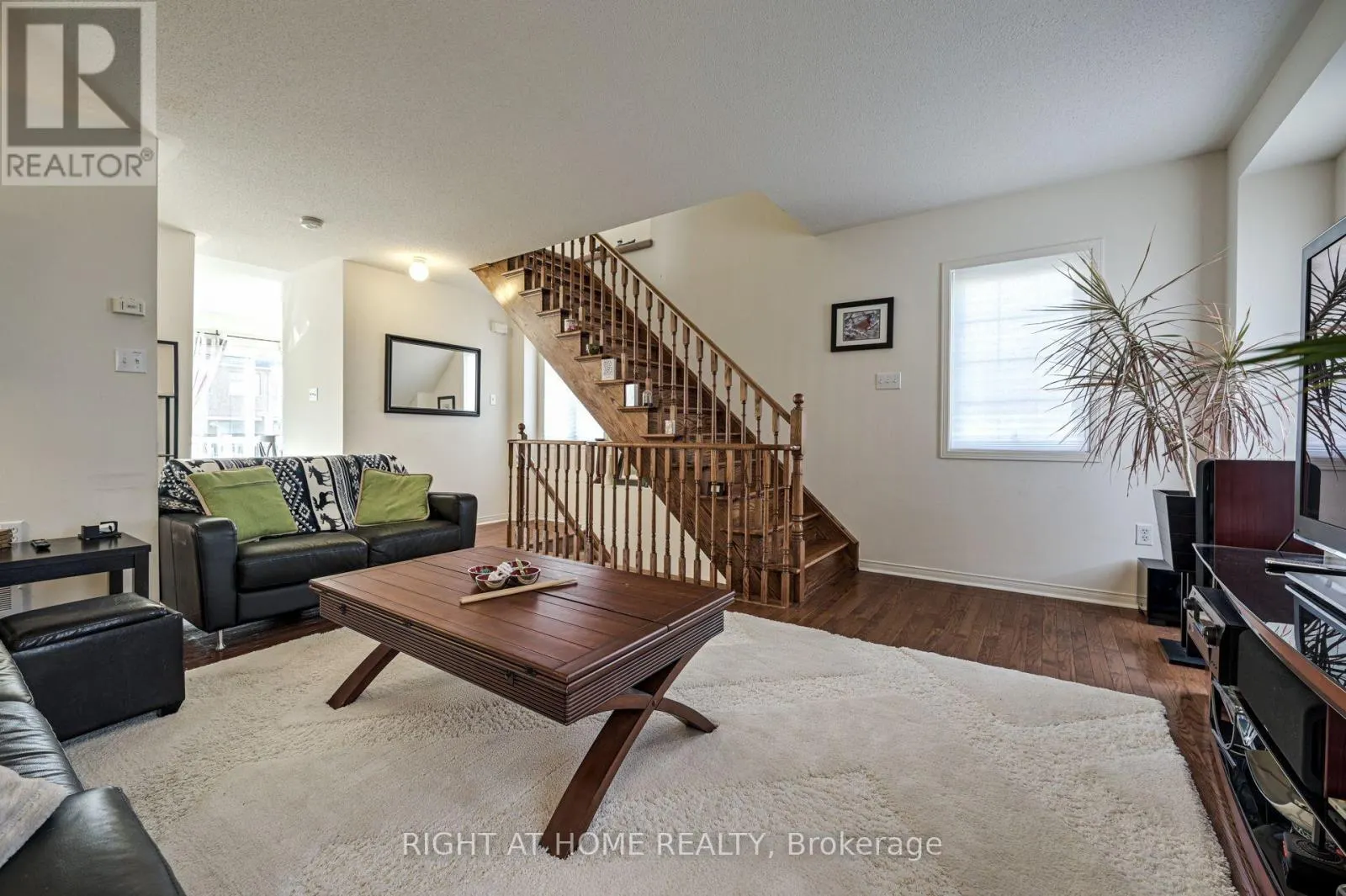 70 BIRDSTONE CRESCENT