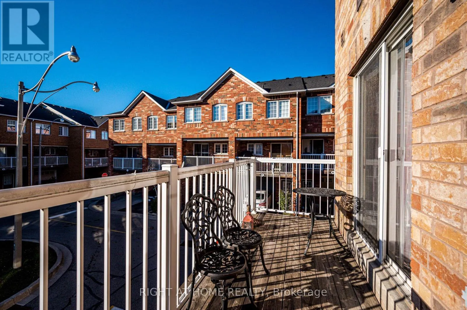 70 BIRDSTONE CRESCENT