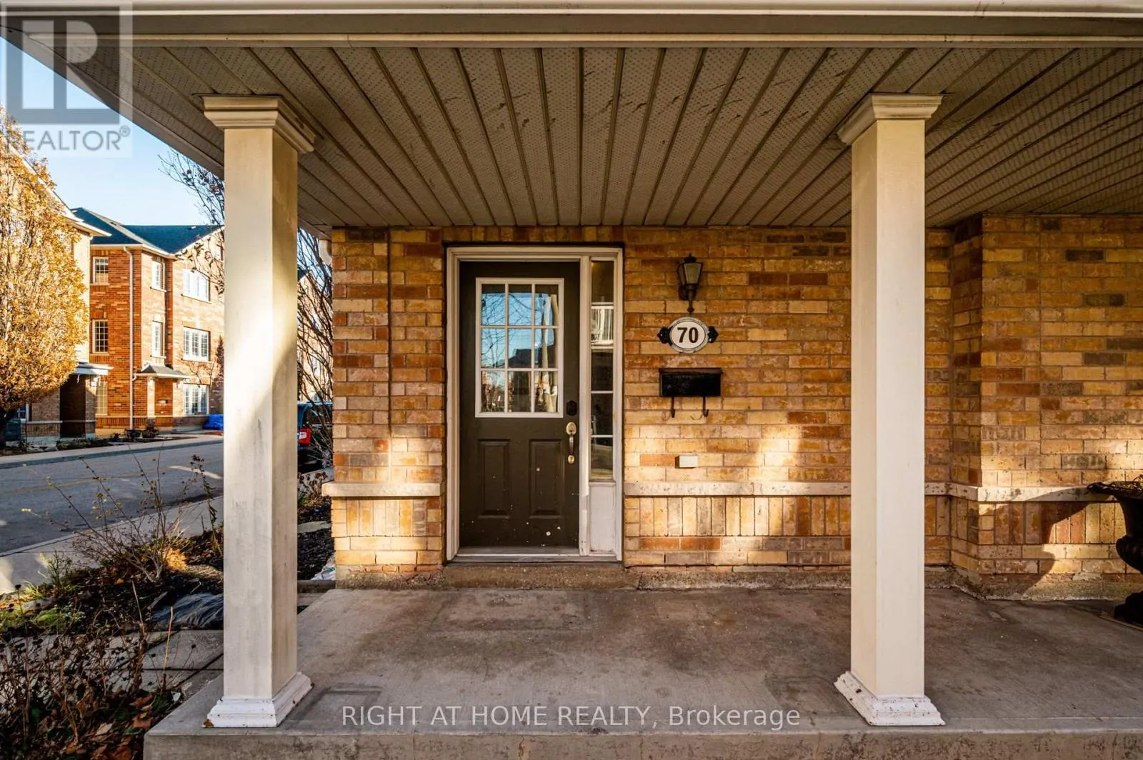 70 BIRDSTONE CRESCENT