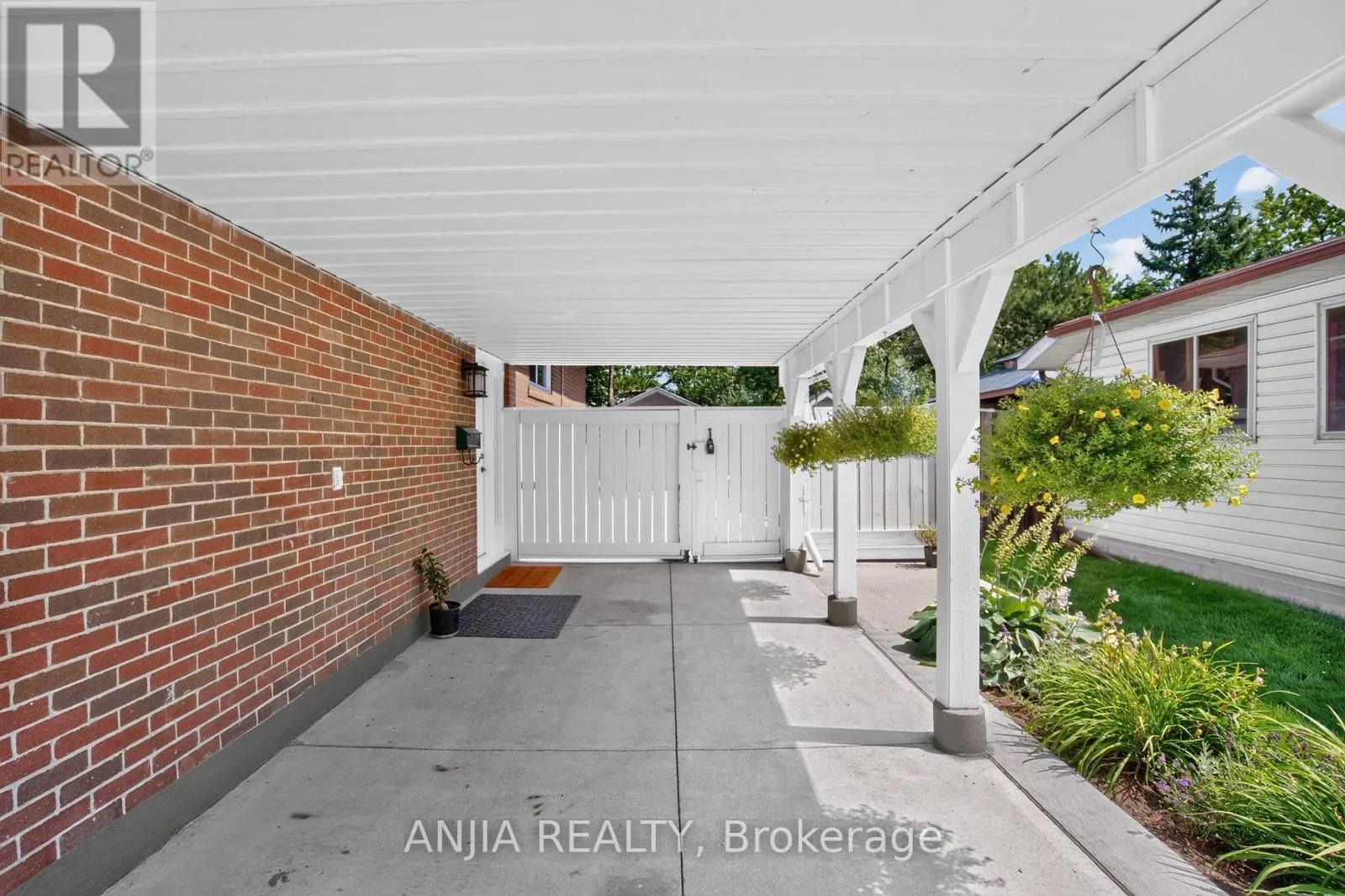 298 BARTLEY BULL PARKWAY
