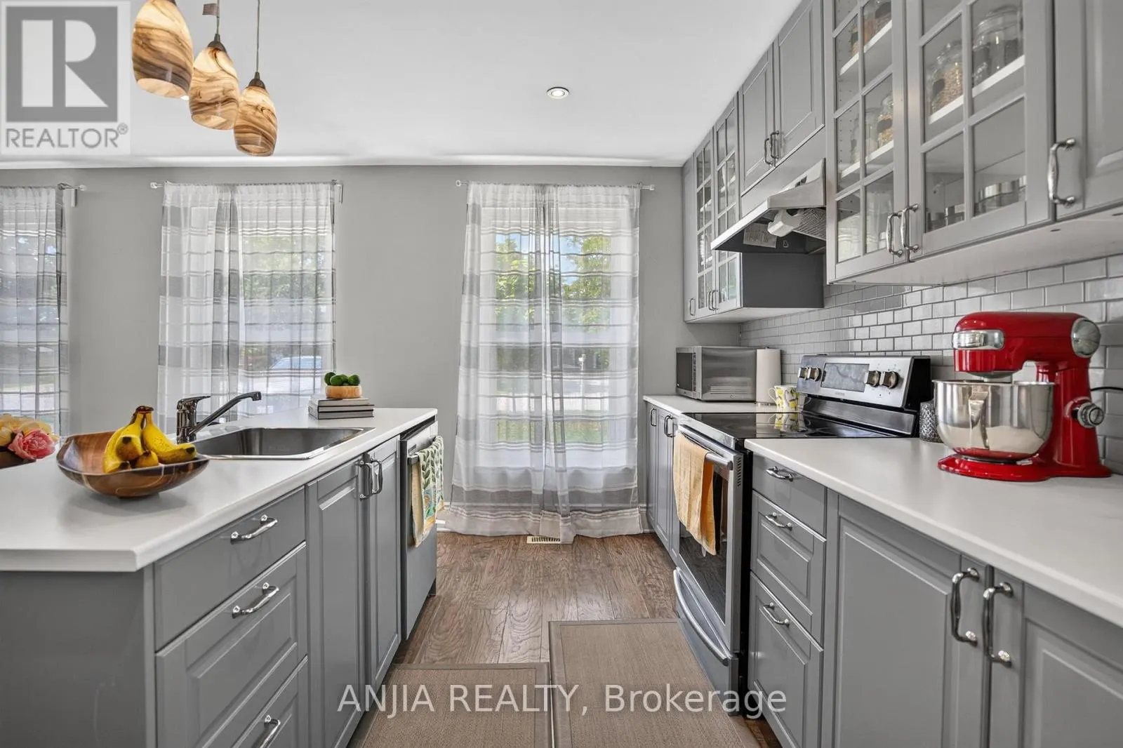 298 BARTLEY BULL PARKWAY