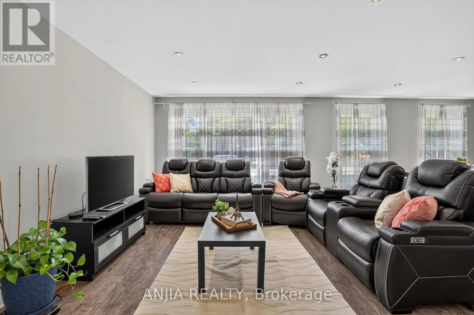 298 BARTLEY BULL PARKWAY