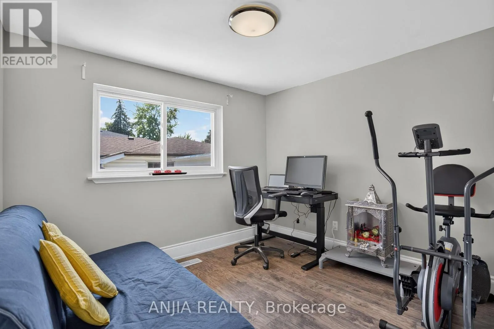 298 BARTLEY BULL PARKWAY