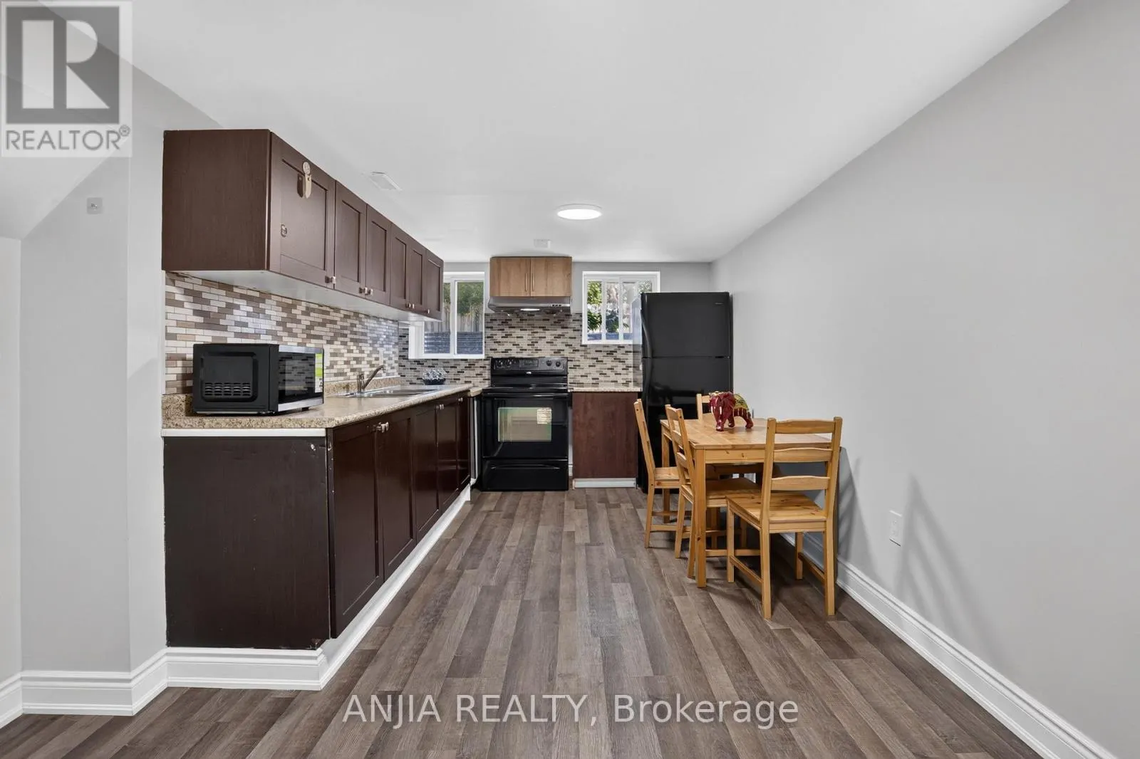 298 BARTLEY BULL PARKWAY